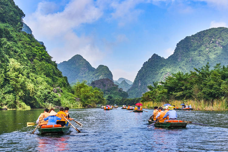 I gioielli del Vietnam del Nord: 6 giorni Hanoi-Ninh Binh-Mai Chau-Halong Bay